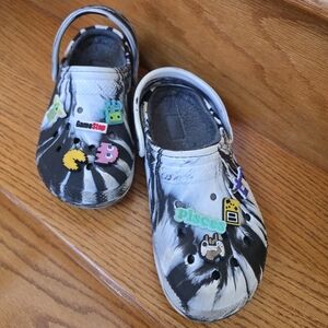 CROCS Black and White Graphic Clogs